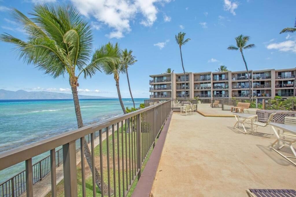 Hale Ono Loa 403- Top Floor, Ocean View, & Complete Modern Remodel Apartment Kahana ภายนอก รูปภาพ